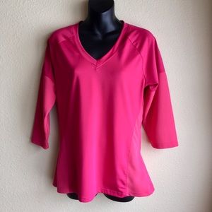 2 Curves workout tops